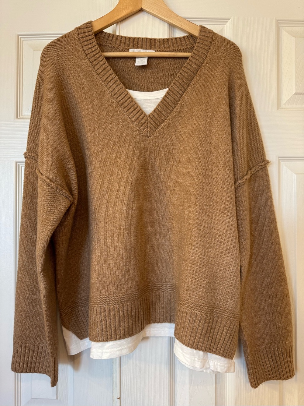 Oversized Camel Brown Faux Layered V-Neck Knit Cozy Sweater White Shirt Trim XL
